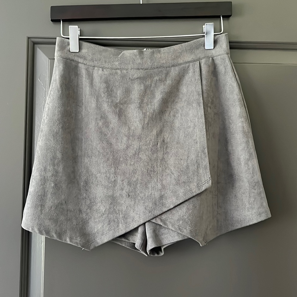 Gray suede envelope style skort